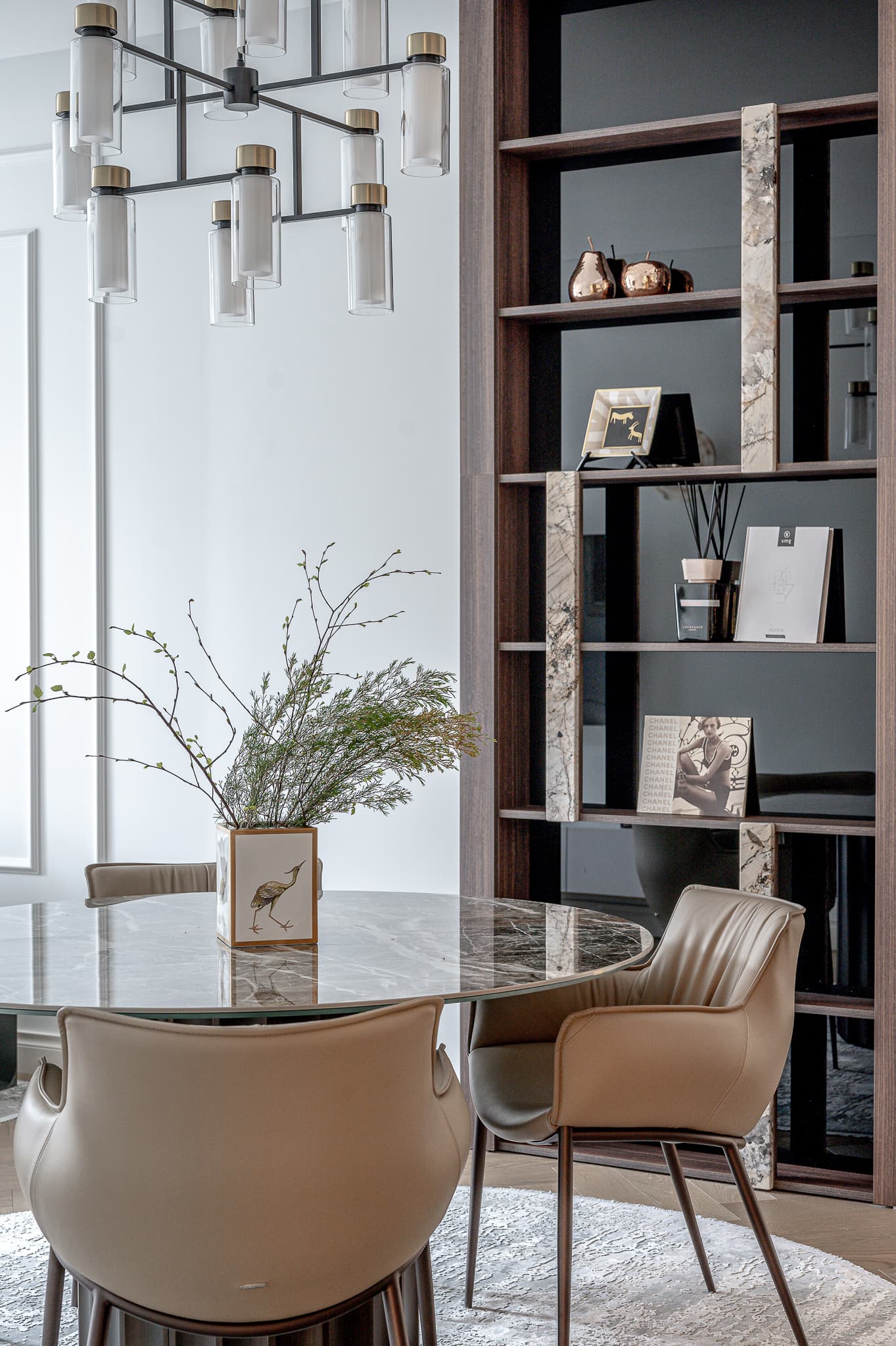 Pirklių klubo butas 12