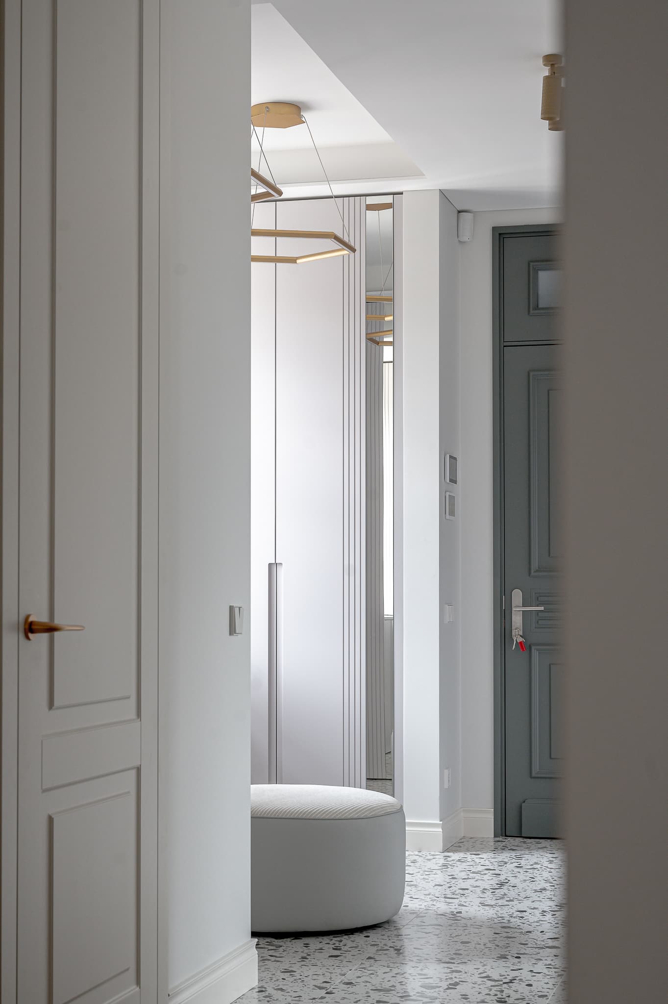 Pirklių klubo butas 28