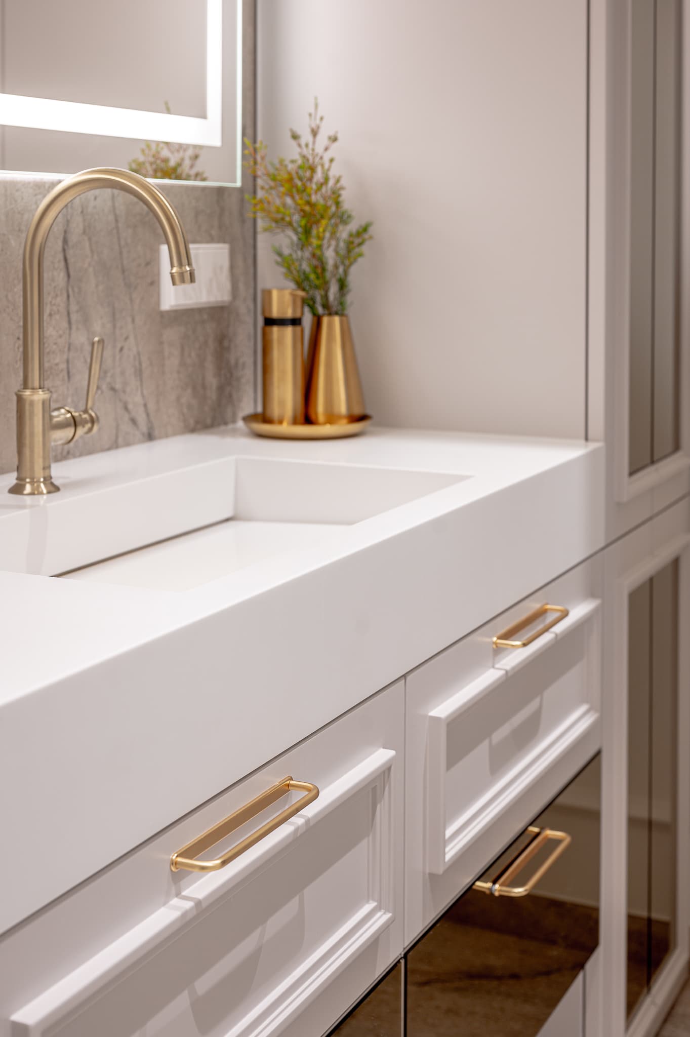 Pirklių klubo butas 43