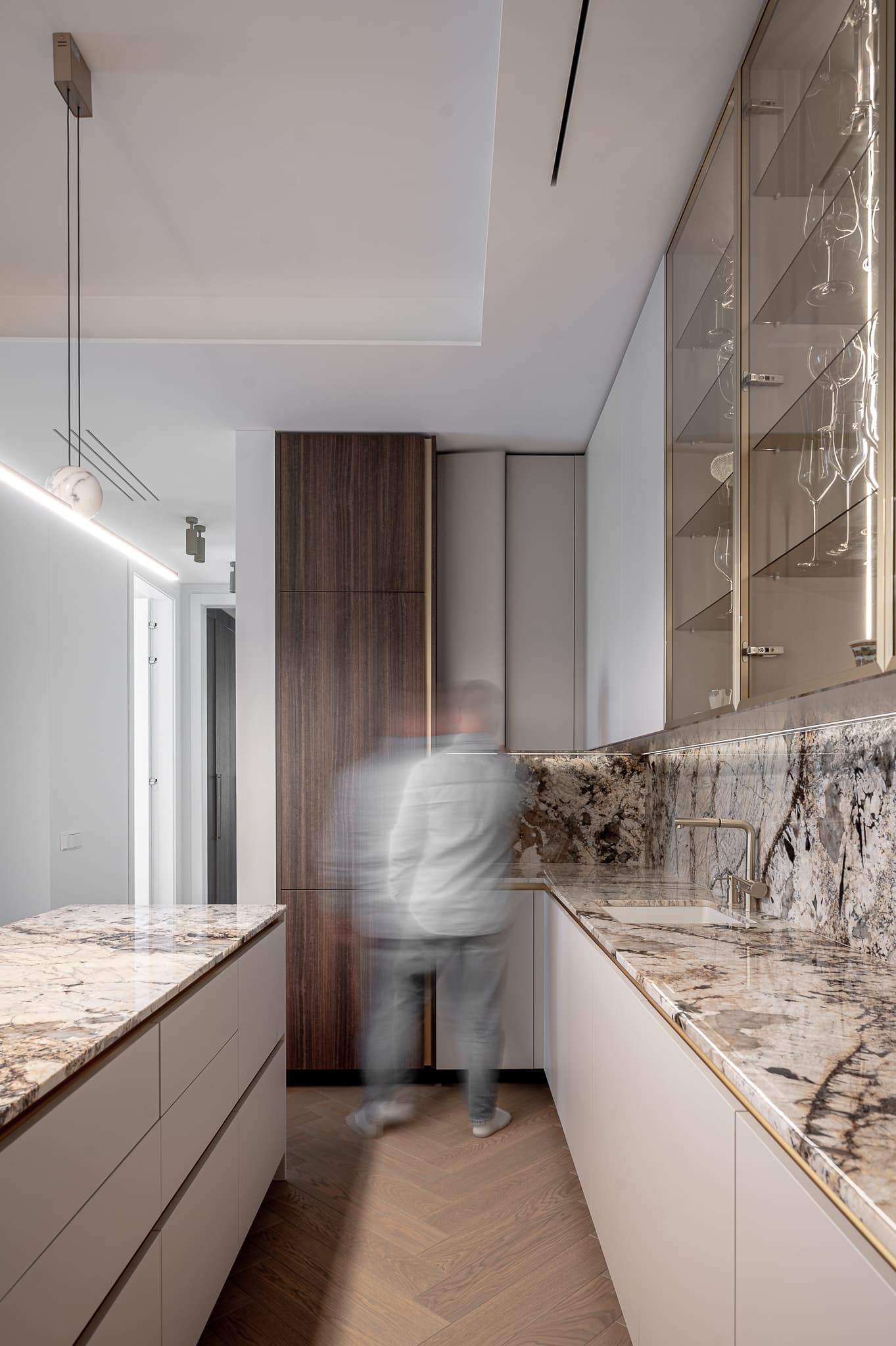 Pirklių klubo butas 8