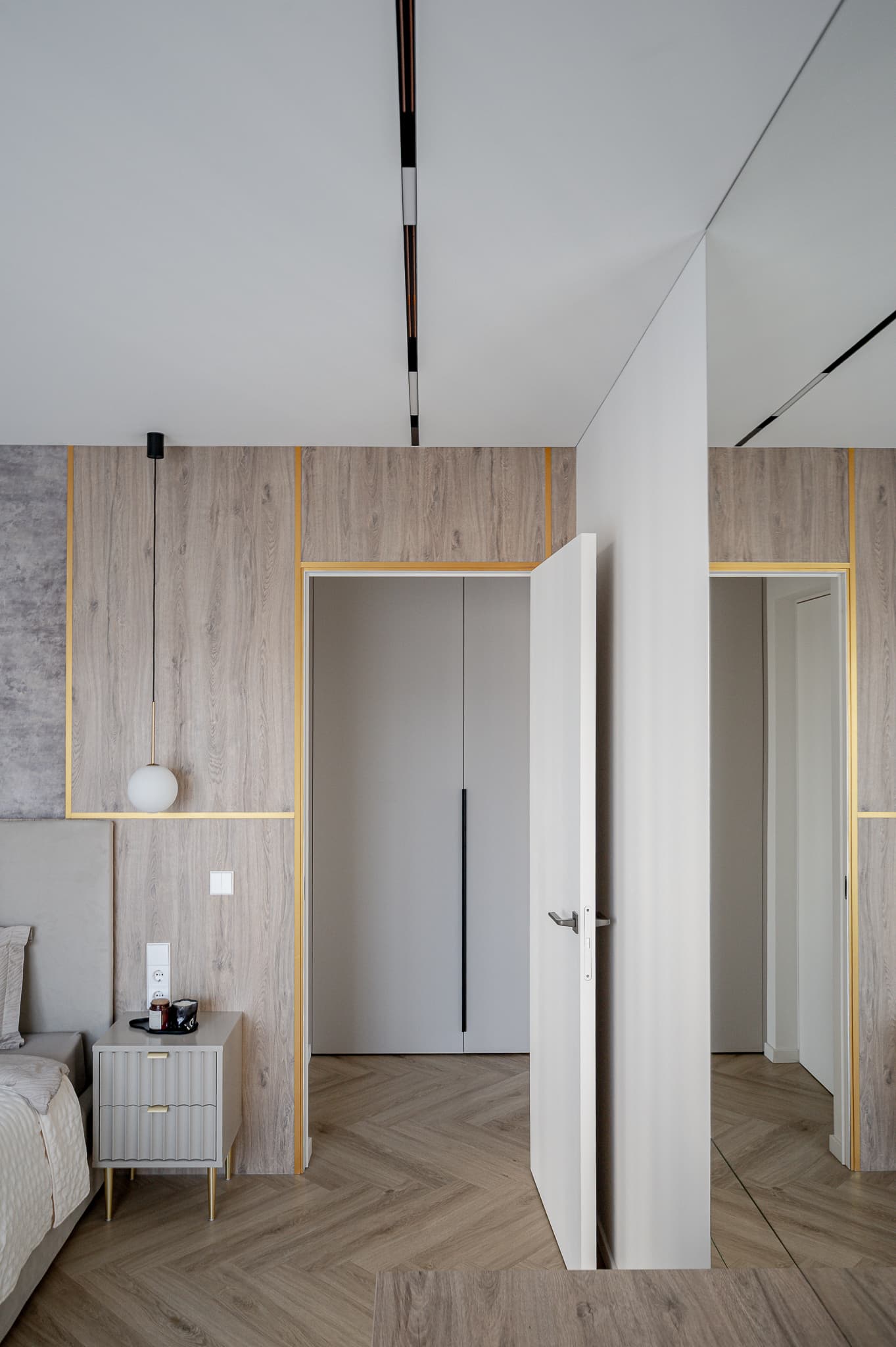 Poligrafijos butas 42